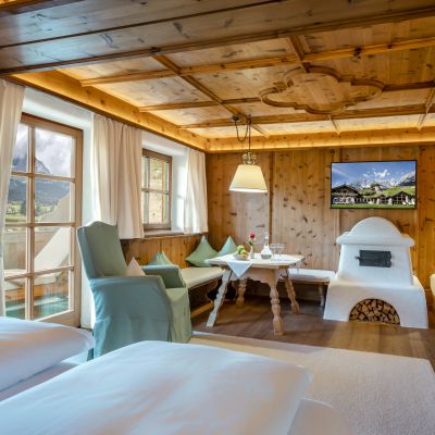 BIOHOTEL STUDIO