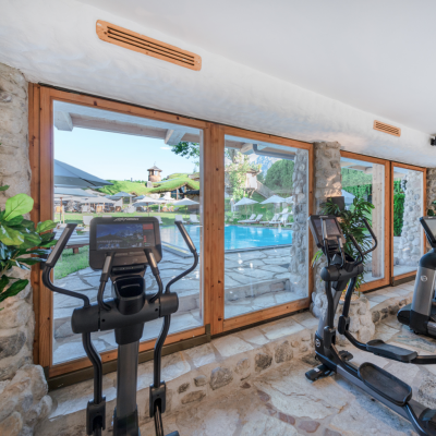 Large Fitness World